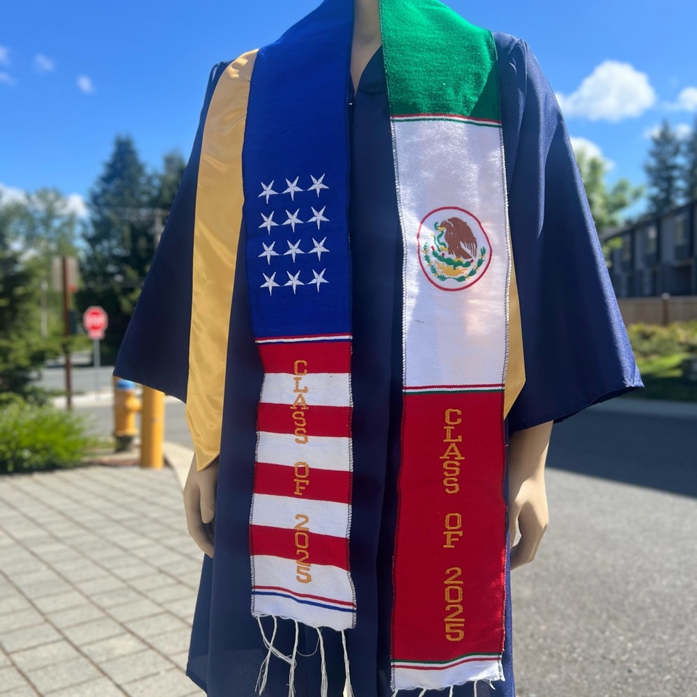 Graduation Stole with Flags and Class of 2025